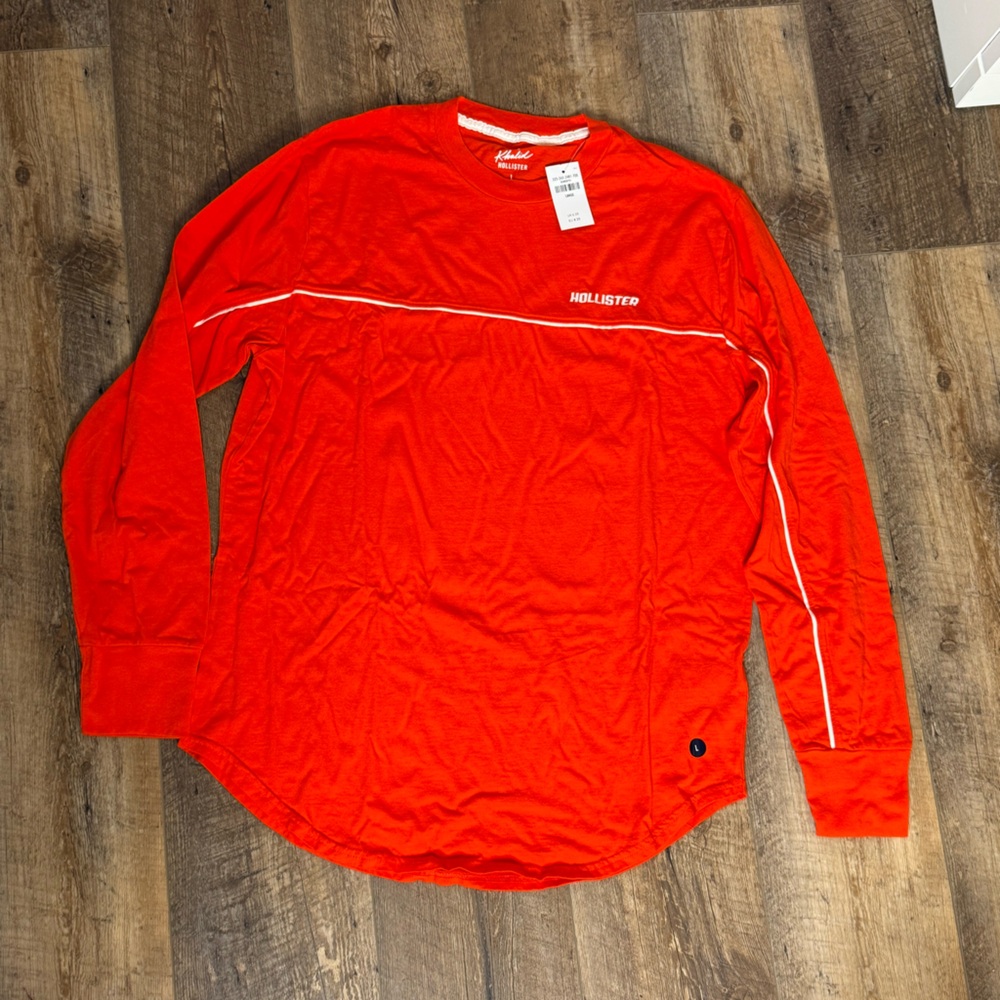 Hollister Khalid Long Sleeve T-shirt, Size Large